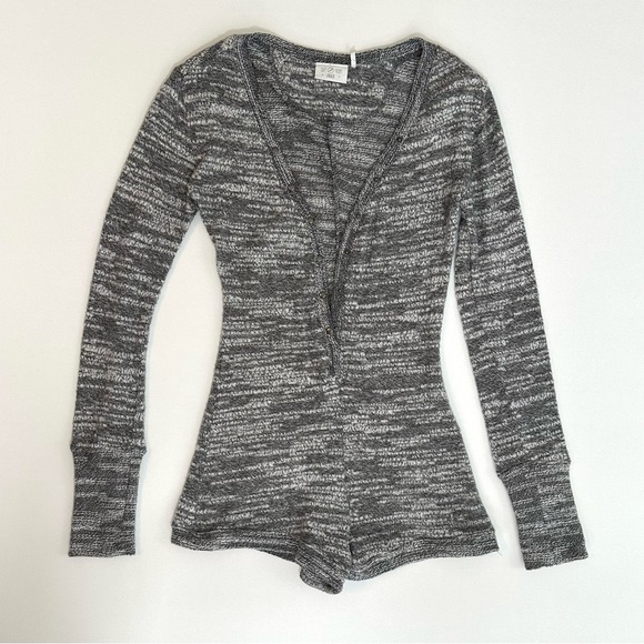 Out From Under Grey Henley Romper Size Small - Picture 1 of 6